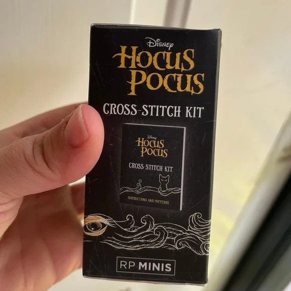 NEW Disney's Hocus Pocus Cross-Stitch 4 Different Pattern Mini Craft Kit‎ - Picture 4 of 6